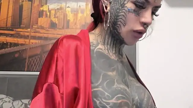 Snapshot of tamarapervert chatting on October 25, 4:35 pm tamarapervert online show from October 25, 4:35 pm