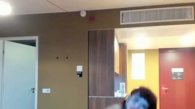 Snapshot of tamarapervert chatting on October 29, 3:36 pm tamarapervert online show from October 29, 3:36 pm