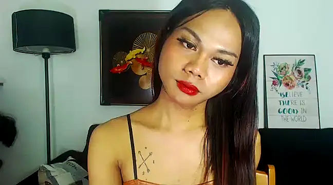 ELLIZABETHFORCUMXX online show from March 2, 5:36 pm