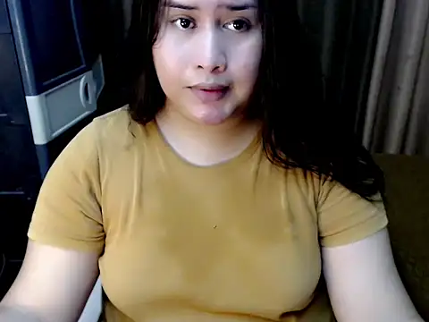 lovelygirlxxx online show from March 10, 11:26 am