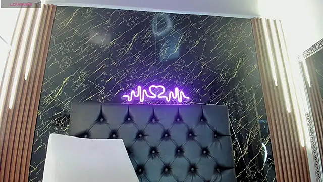 Tamara-evans online show from November 7, 7:47 pm