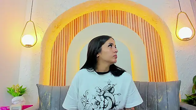 Tamara-evans online show from February 10, 6:34 pm