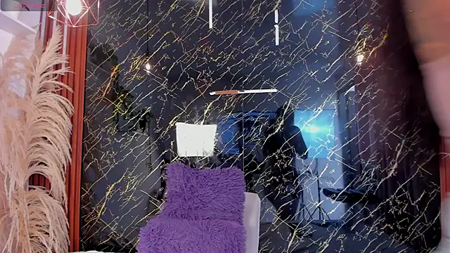 Snapshot of Tamara-evans chatting on February 23, 7:11 pm Tamara-evans online show from February 23, 7:11 pm
