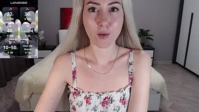 VictoriaTiger online show from January 15, 9:45 am