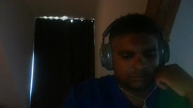 Snapshot of Bandusrilankasexymen chatting on July 12, 3:58 pm Bandusrilankasexymen online show from July 12, 3:58 pm