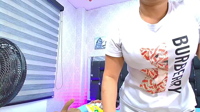  carolina fox online show from March 21, 3:12 am