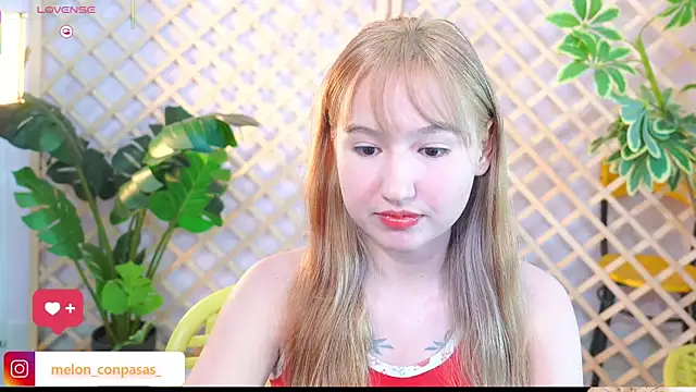 Snapshot of Pinkie_Princes chatting on October 18, 4:15 am Pinkie Princes online show from October 18, 4:15 am