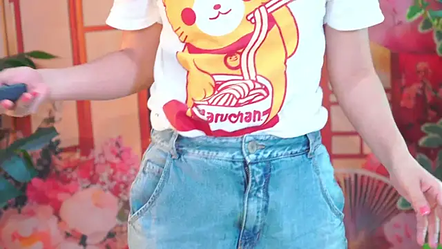 Snapshot of Pinkie_Princes chatting on November 14, 2:54 am Pinkie Princes online show from November 14, 2:54 am