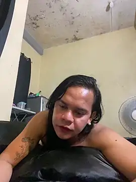sweetyula online show from May 15, 10:50 pm