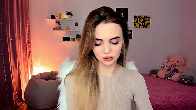 Snapshot of aPieceOfJoy chatting on December 13, 9:30 pm aPieceOfJoy online show from December 13, 9:30 pm