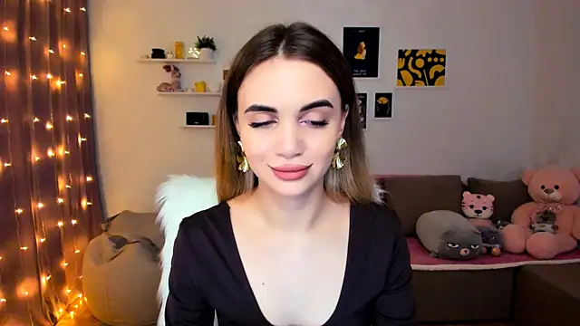 Snapshot of aPieceOfJoy chatting on December 18, 10:35 pm aPieceOfJoy online show from December 18, 10:35 pm