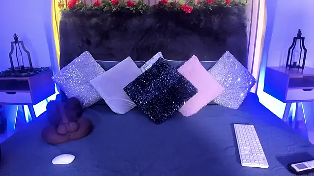 Karlagonzales  online show from February 3, 6:39 pm