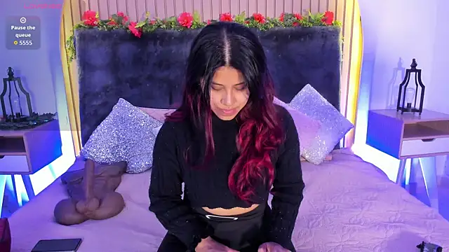 Karlagonzales  online show from October 11, 10:03 am