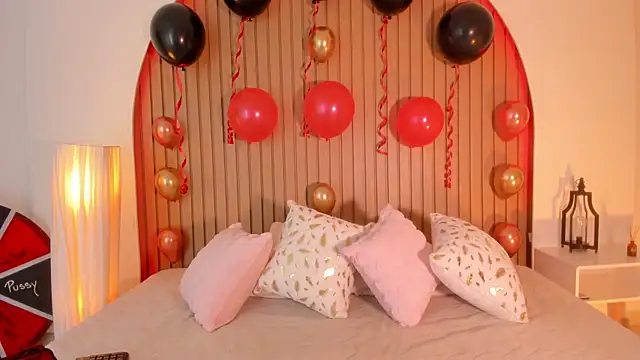 Snapshot of Karlagonzales_ chatting on April 18, 7:40 pm Karlagonzales online show from April 18, 7:40 pm