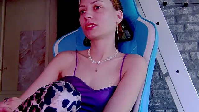 karo123421 online show from March 11, 1:23 pm