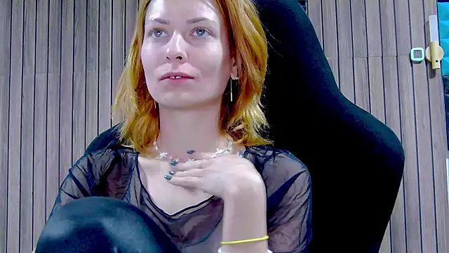 karo123421 online show from March 11, 4:29 pm