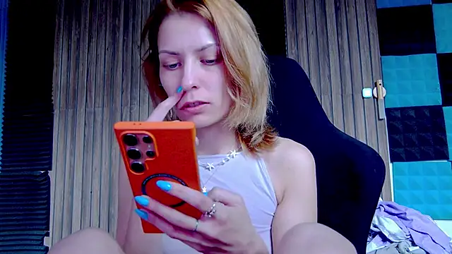 karo123421 online show from March 18, 11:08 am