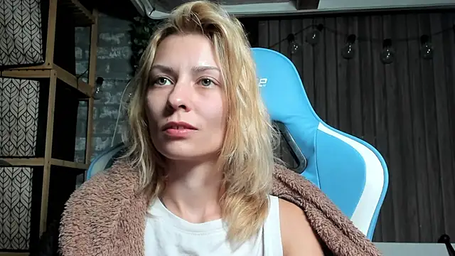 karo123421 online show from September 17, 9:05 pm