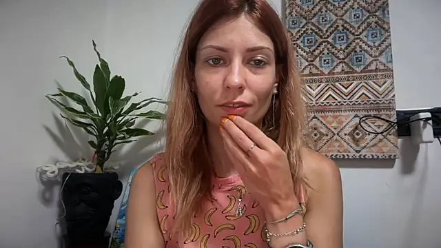 karo123421 online show from July 3, 5:36 am