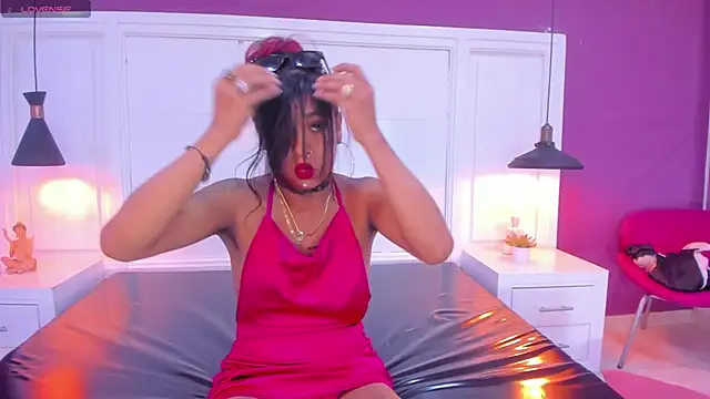 Snapshot of SilvanaCapelli chatting on February 9, 9:39 pm SilvanaCapelli online show from February 9, 9:39 pm