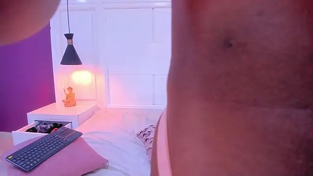 Snapshot of SilvanaCapelli chatting on February 23, 1:02 am SilvanaCapelli online show from February 23, 1:02 am