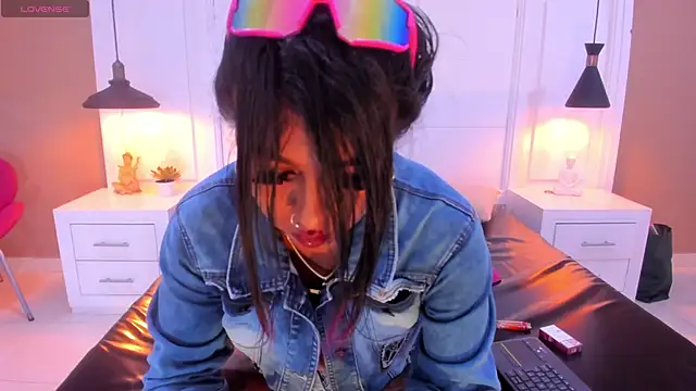 Snapshot of SilvanaCapelli chatting on September 20, 4:57 am SilvanaCapelli online show from September 20, 4:57 am