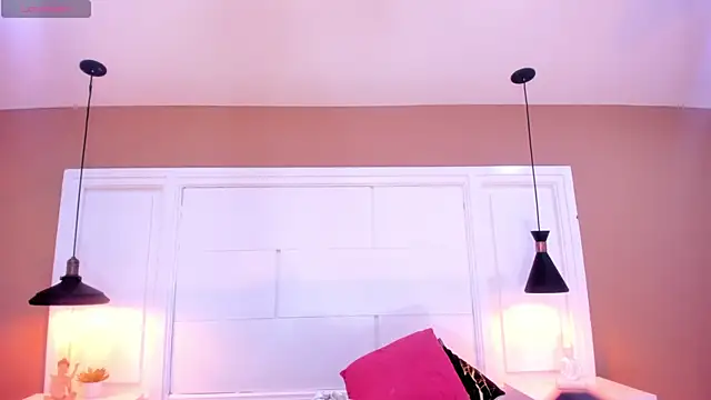 Snapshot of SilvanaCapelli chatting on September 30, 7:02 am SilvanaCapelli online show from September 30, 7:02 am