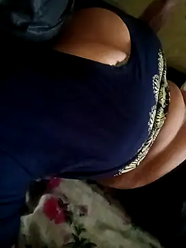 Snapshot of ambika29 chatting on September 18, 9:00 am ambika29 online show from September 18, 9:00 am