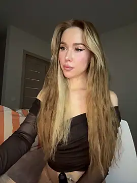 xDinnax online show from December 3, 2:27 pm