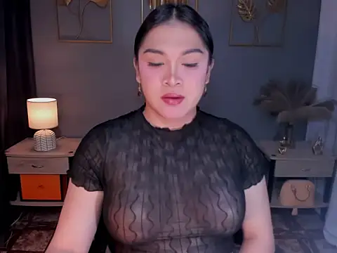 MaxeneCullens online show from October 8, 3:59 am