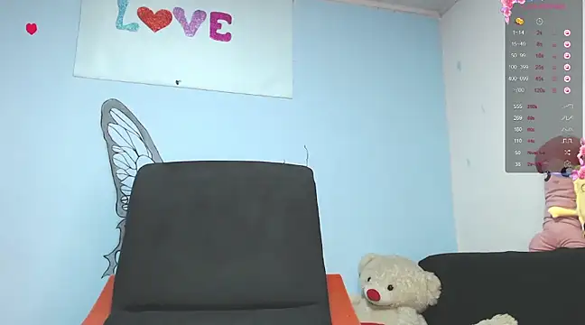 Annyee1 online show from March 22, 3:09 am