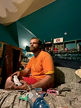 charactrzero online show from September 24, 1:42 am