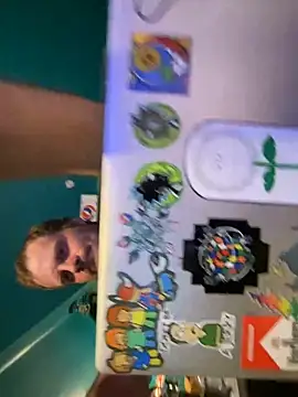 charactrzero online show from October 6, 3:26 am