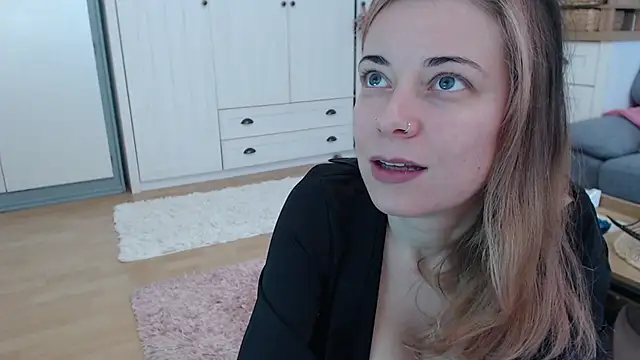 lara vanilla online show from February 20, 1:30 pm