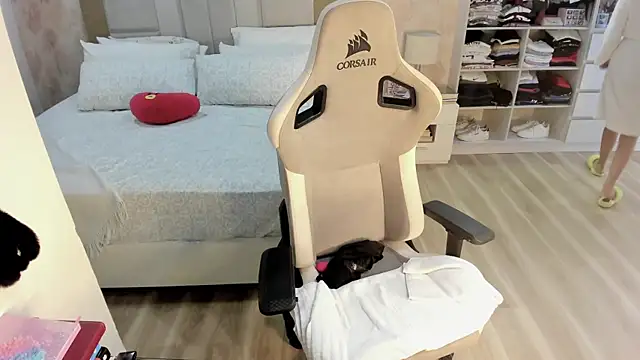 stefializon online show from March 9, 12:36 am