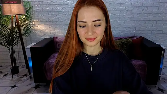 Adelyna Bird online show from January 31, 6:35 am