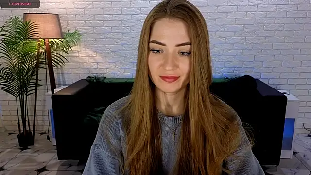 Adelyna Bird online show from March 13, 11:19 am