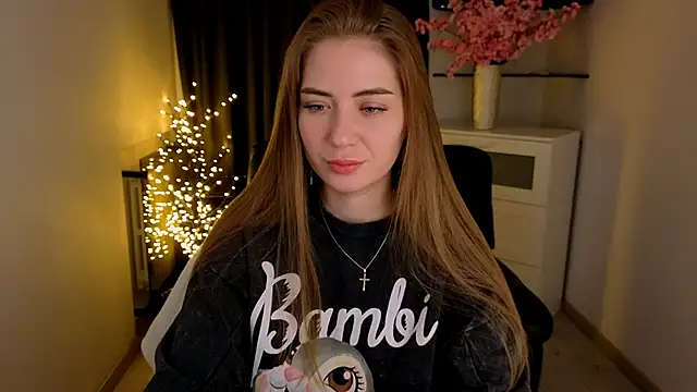 Adelyna Bird online show from February 19, 7:26 am