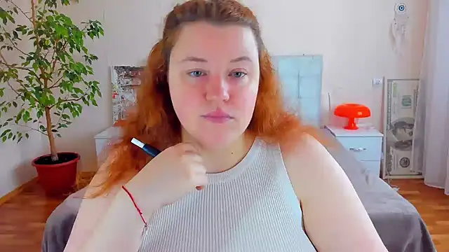 PolinaSalvatore online show from June 3, 11:24 am