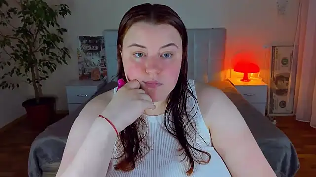 PolinaSalvatore online show from June 11, 7:23 pm