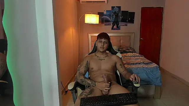 Jake simons online show from December 7, 8:55 am