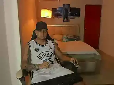 Jake simons online show from December 13, 5:38 am