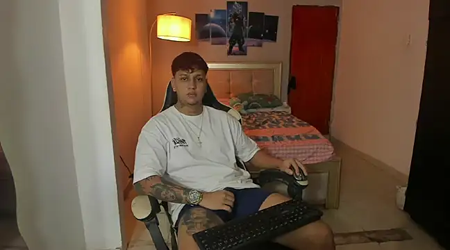 Jake simons online show from December 28, 1:38 pm