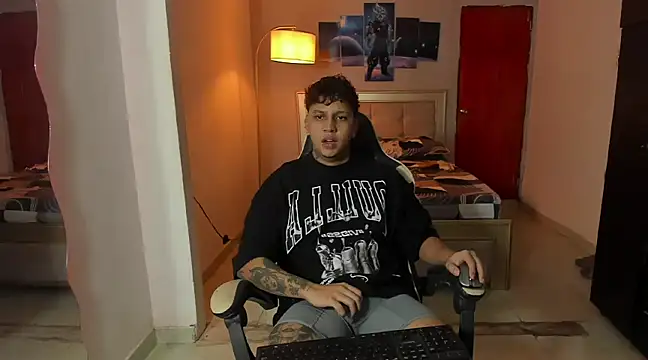 Jake simons online show from February 9, 6:58 pm