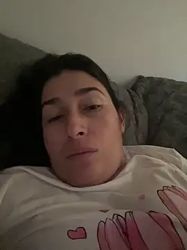 andreaisis2 online show from April 2, 4:15 pm