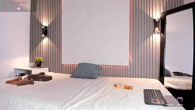 Snapshot of Zafiiraa chatting on September 20, 11:55 am Zafiiraa online show from September 20, 11:55 am