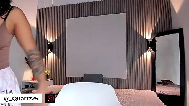 Snapshot of Zafiiraa chatting on October 26, 1:17 pm Zafiiraa online show from October 26, 1:17 pm