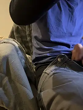 simoninside25 online show from December 2, 4:57 pm