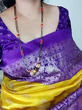 Snapshot of Indian_desi_wife chatting on July 4, 2:18 am Indian desi wife online show from July 4, 2:18 am