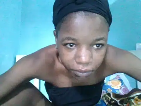 sweetchic  online show from February 20, 7:01 am